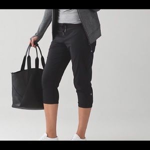 Lululemon Dance Studio Crop